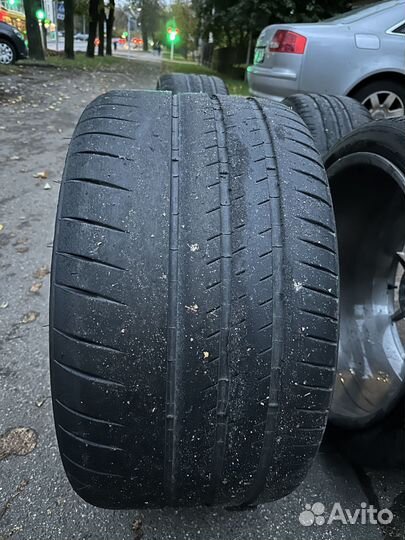 Michelin Pilot Sport Cup 2 245/35 R20 и 305/30 R20