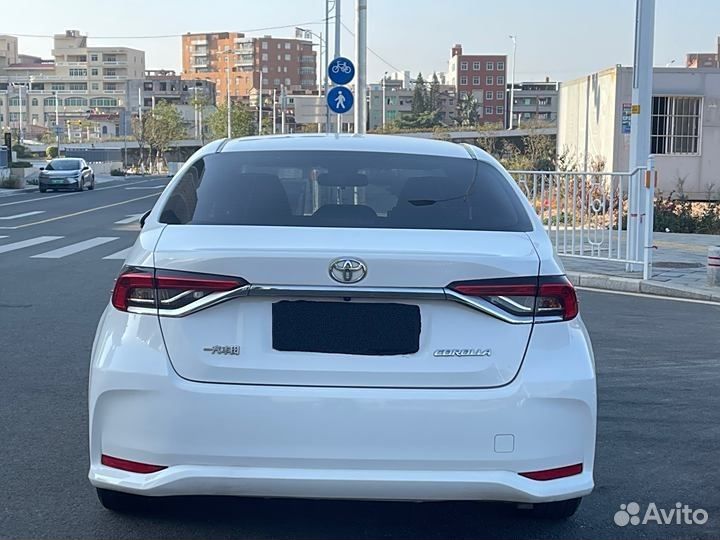 Toyota Corolla 1.5 CVT, 2021, 27 000 км