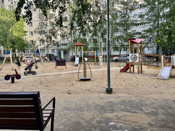 3-к. квартира, 64 м², 1/5 эт.