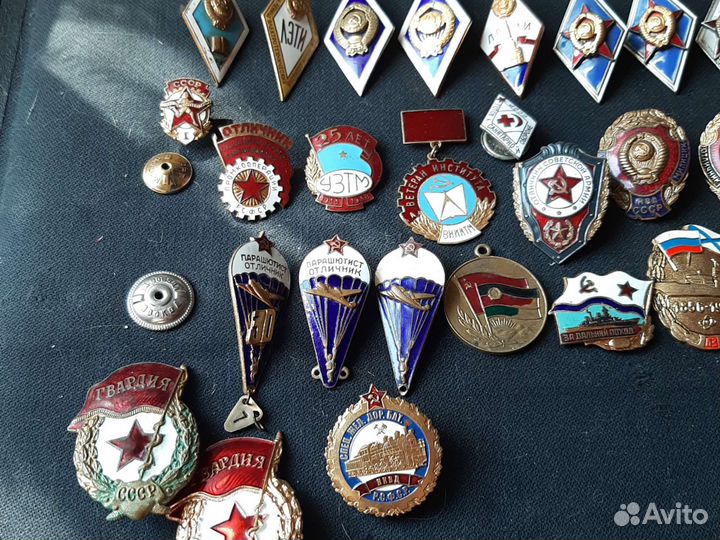 Тяжелые значки СССР