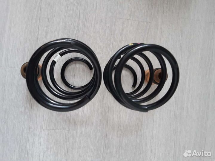 Пружина подвески передняя оригинал VW Skoda