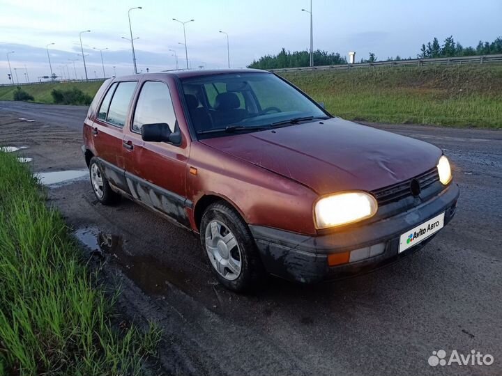 Volkswagen Golf 1.8 МТ, 1995, 300 000 км