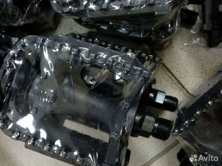 Педали на подшипниках для велосипеда