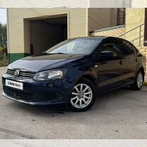 Volkswagen Polo 1.6 AT, 2013, 187 000 км, с пробегом, цена 858 000 руб.