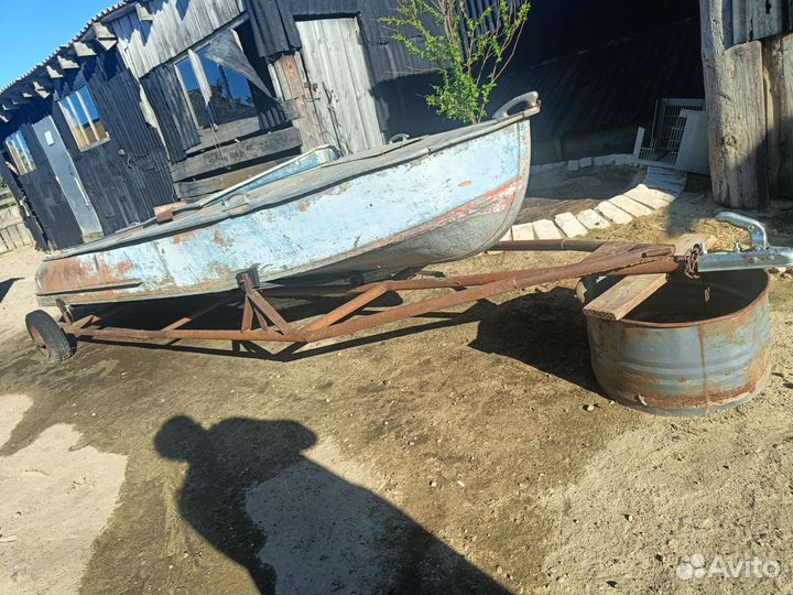 Дюралевая моторная лодка 