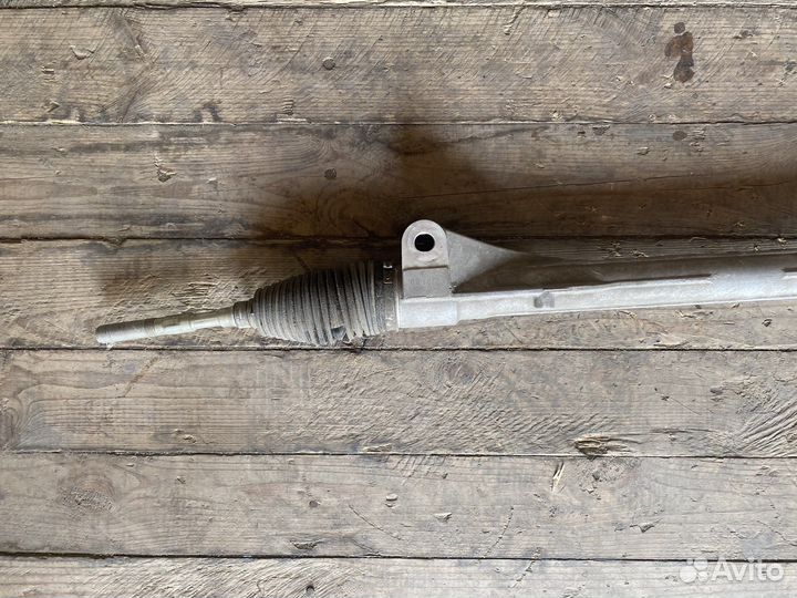 Рейка Toyota Rav 4