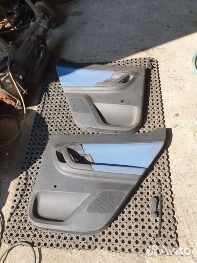 Задние обшивки на шкоду фабия 2