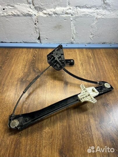 Стеклоподъемный механизм задний левый Skoda Rapid