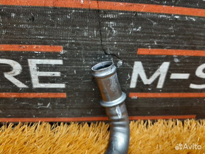 Патрубок системы охлаждения Mercedes-Benz C-Class