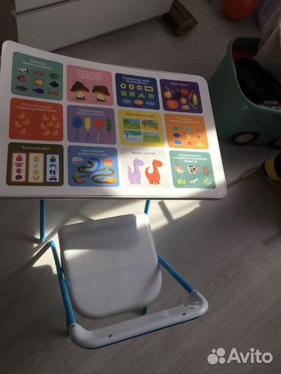 Детский стол и стул