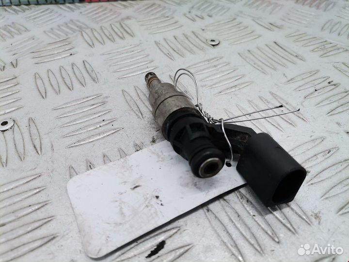 Форсунка для Volkswagen Golf 5