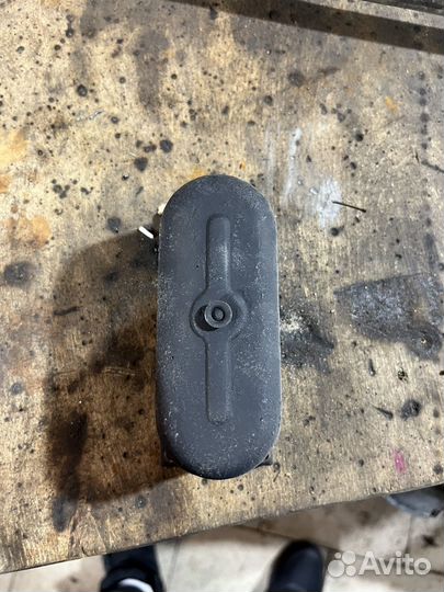 Плафон освещения номерного знака