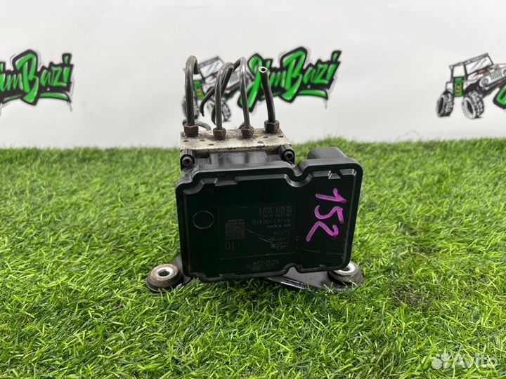 Блок abs Toyota Sequoia XK60 3urfe 2010Г 152