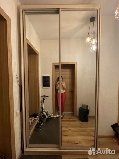 Шкаф купе с зеркалом раздвижной 150*45*290