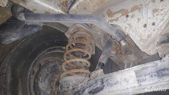 Пружины задние nissan presage u30