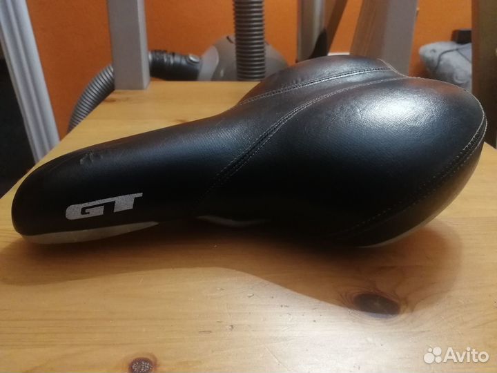 Седло велосипедное GT