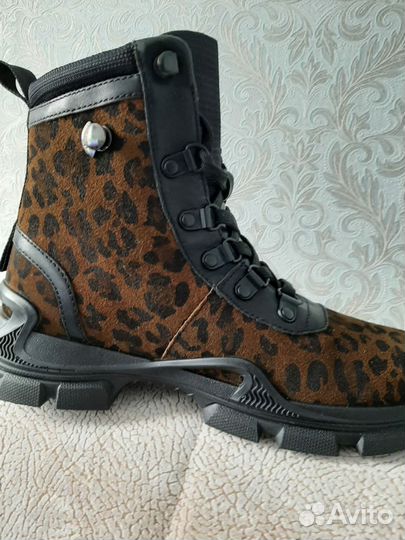 Ботинки женские 37