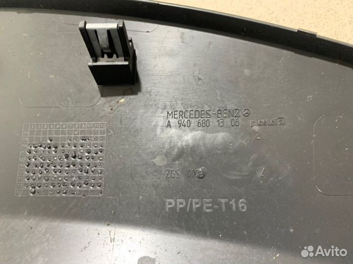 Накладка торпедо Mercedes-Benz Atego 818 OM934LA