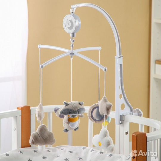 Мобиль в кроватку разные