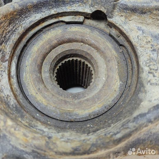 Кулак поворотный передний левый Citroen C5 2008