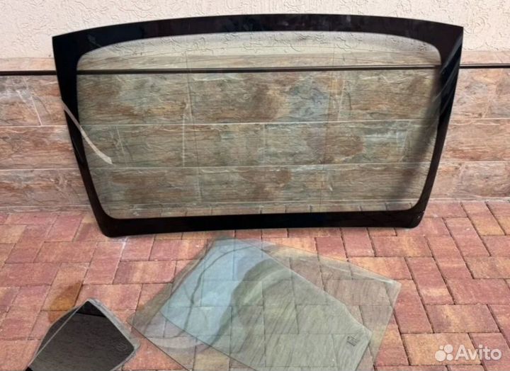 Заднее лобовое стекло camry 70