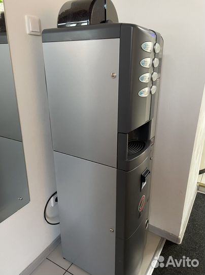 Кофейный автомат зерновой Colibri C5