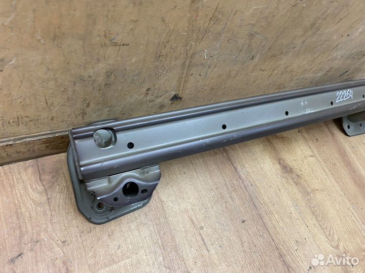 Усилитель заднего бампера Volvo XC60 2017+