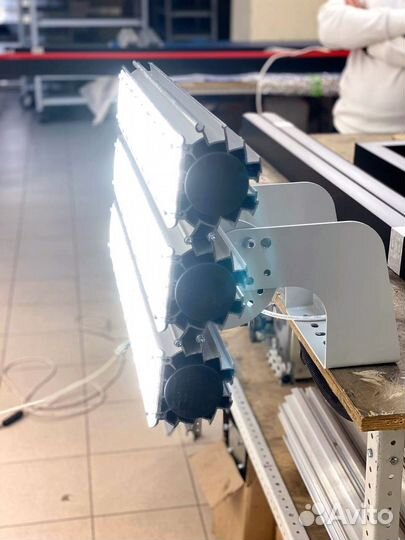 Светильник светодиодный 90W термостойкий