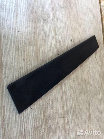 Накладка двери задняя правая Audi Q7