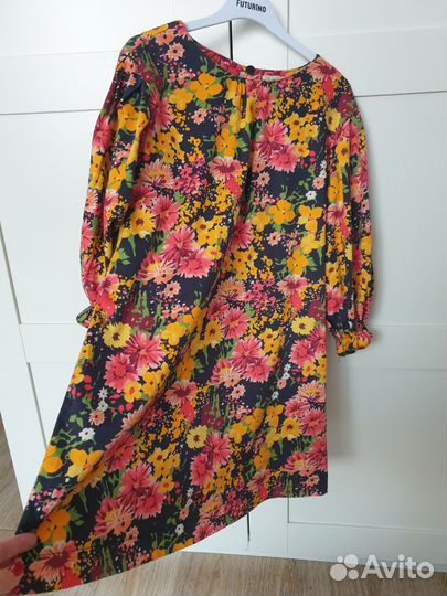 Платье на осень фирмы Zara р.134