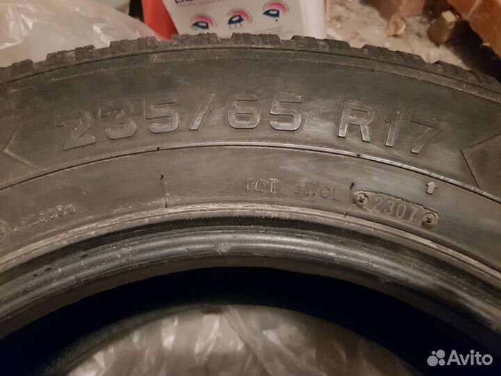 Accelera Snow 235/65 R17