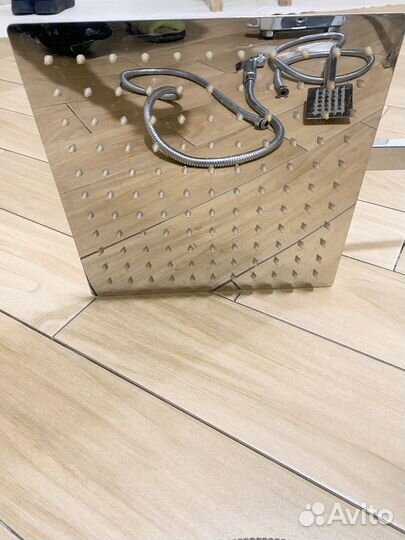 Душевая система с тропическим душем