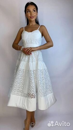 Zimmermann легкое платье на лето 2024