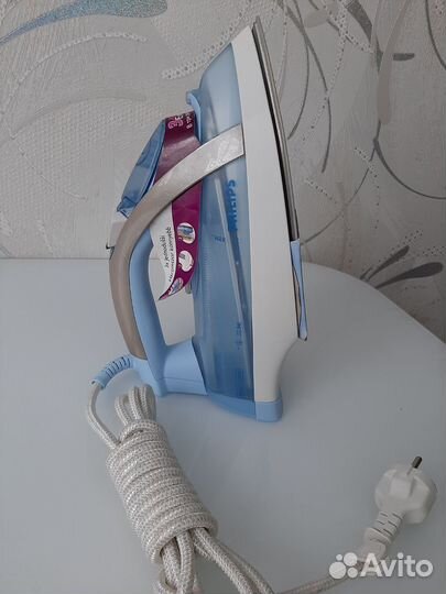 Утюг новый Филипс GC3320