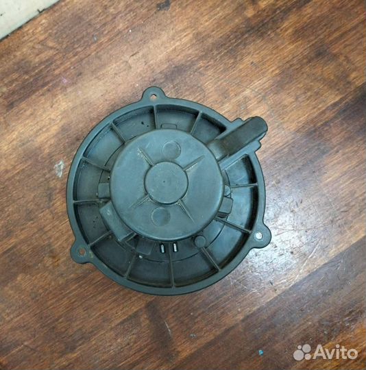 Моторчик печки Hyundai Elantra 3 XD