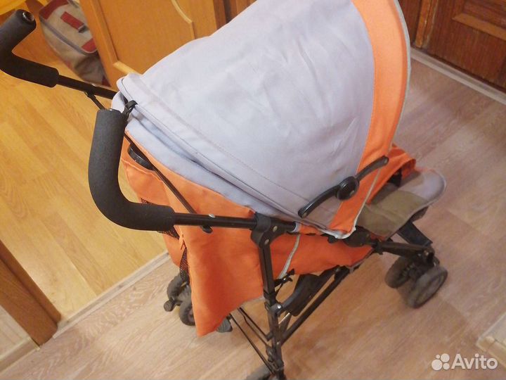 Прогулочная коляска трость Cappella