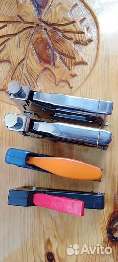 Степлер мебельный