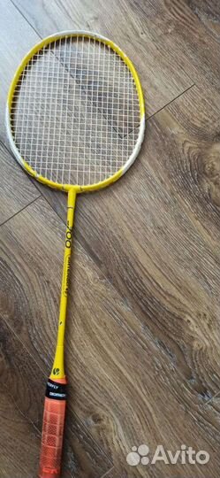 Ракетка для бадминтона