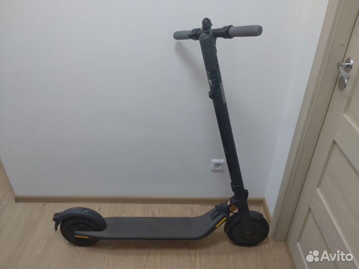 Электросамокат Ninebot KickScooter E25