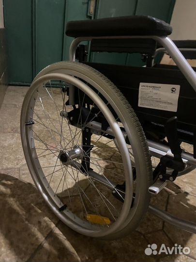Инвалидная коляска новая