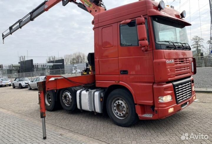 В разборке грузовик DAF, XF 95 2002-2005