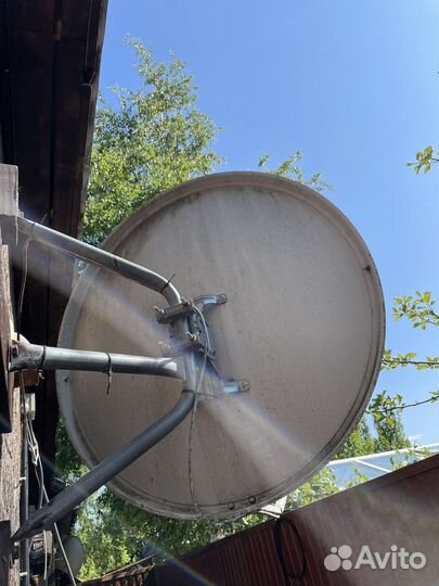 Антенна спутниковая