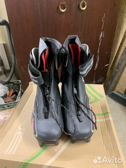 Лыжные ботинки Spine комби 38 р