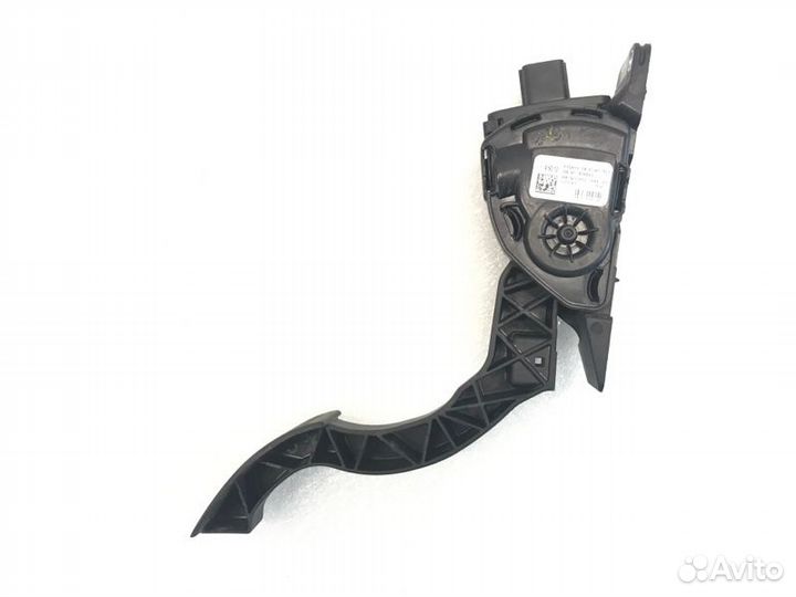 Педаль газа Ford Focus 3 хетчбек 2.0 2013