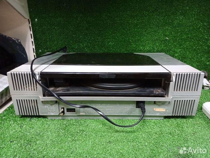 Проигрыватель винила СССР Вега 300