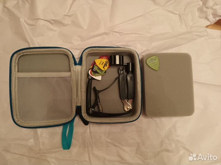 Органайзер для хранения гитарных аксессуаров