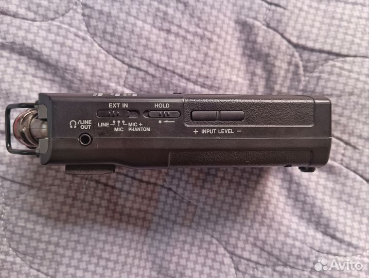 Цифровой рекордер tascam DR-40X