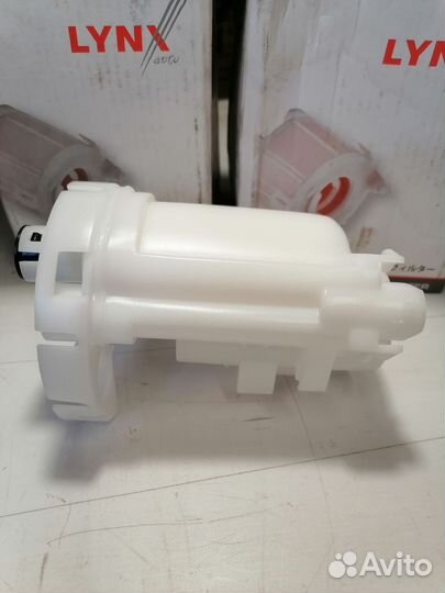 Фильтр топливный Toyota