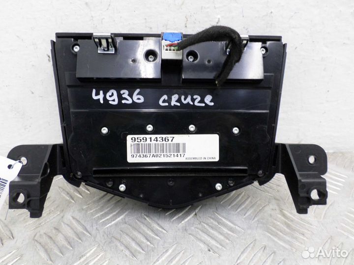 Панель управления магнитолой Chevrolet Cruze J300