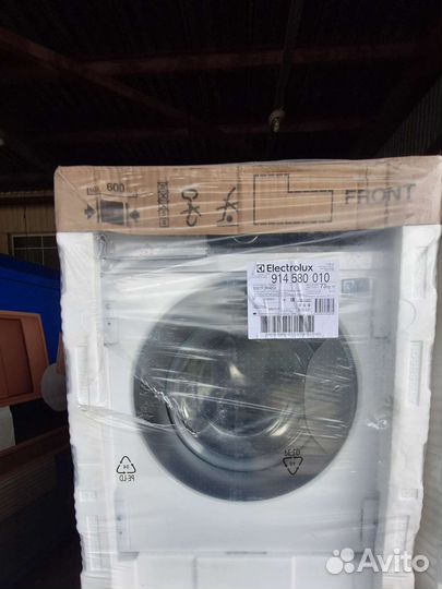 Стиральная машина новая